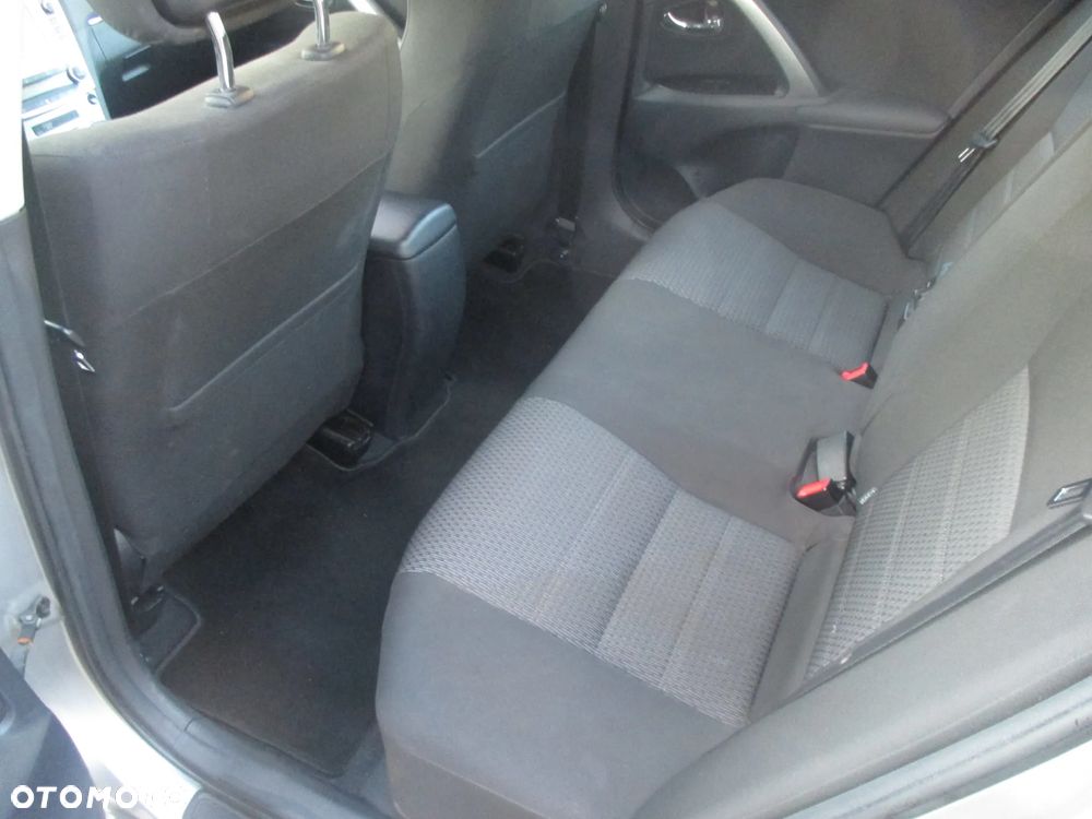 Toyota Avensis 1.8 Multidrive S Comfort - 14
