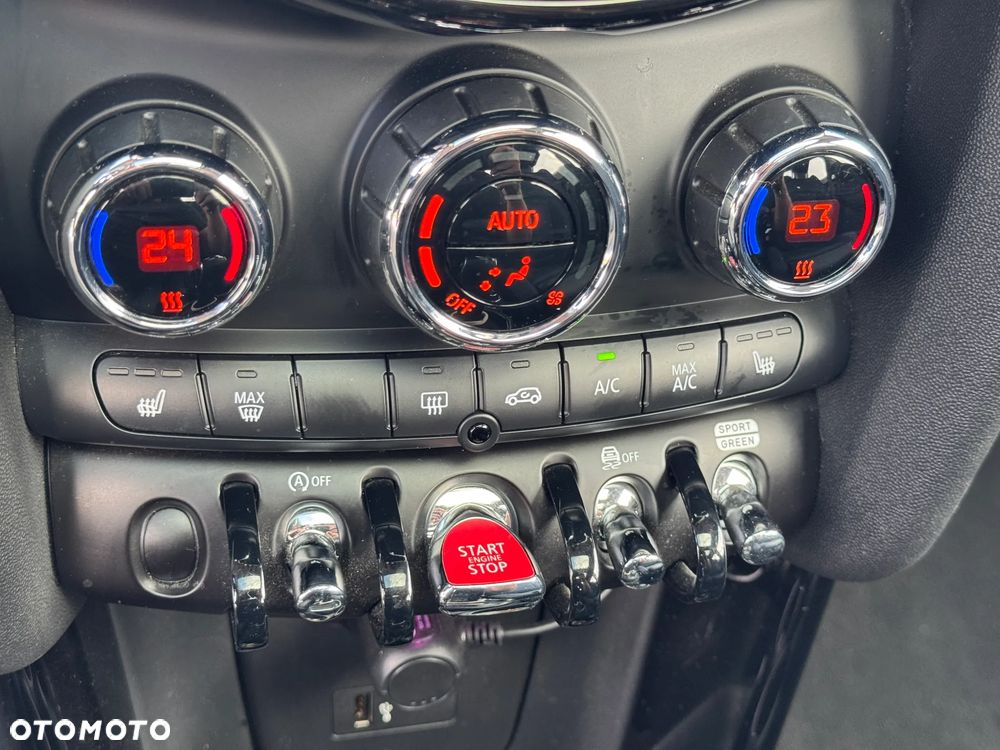 MINI Cooper S Standard - 24