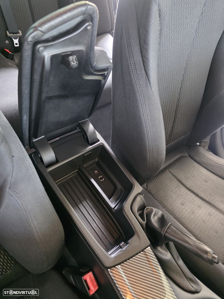 BMW 320 i Pack M Auto - 17