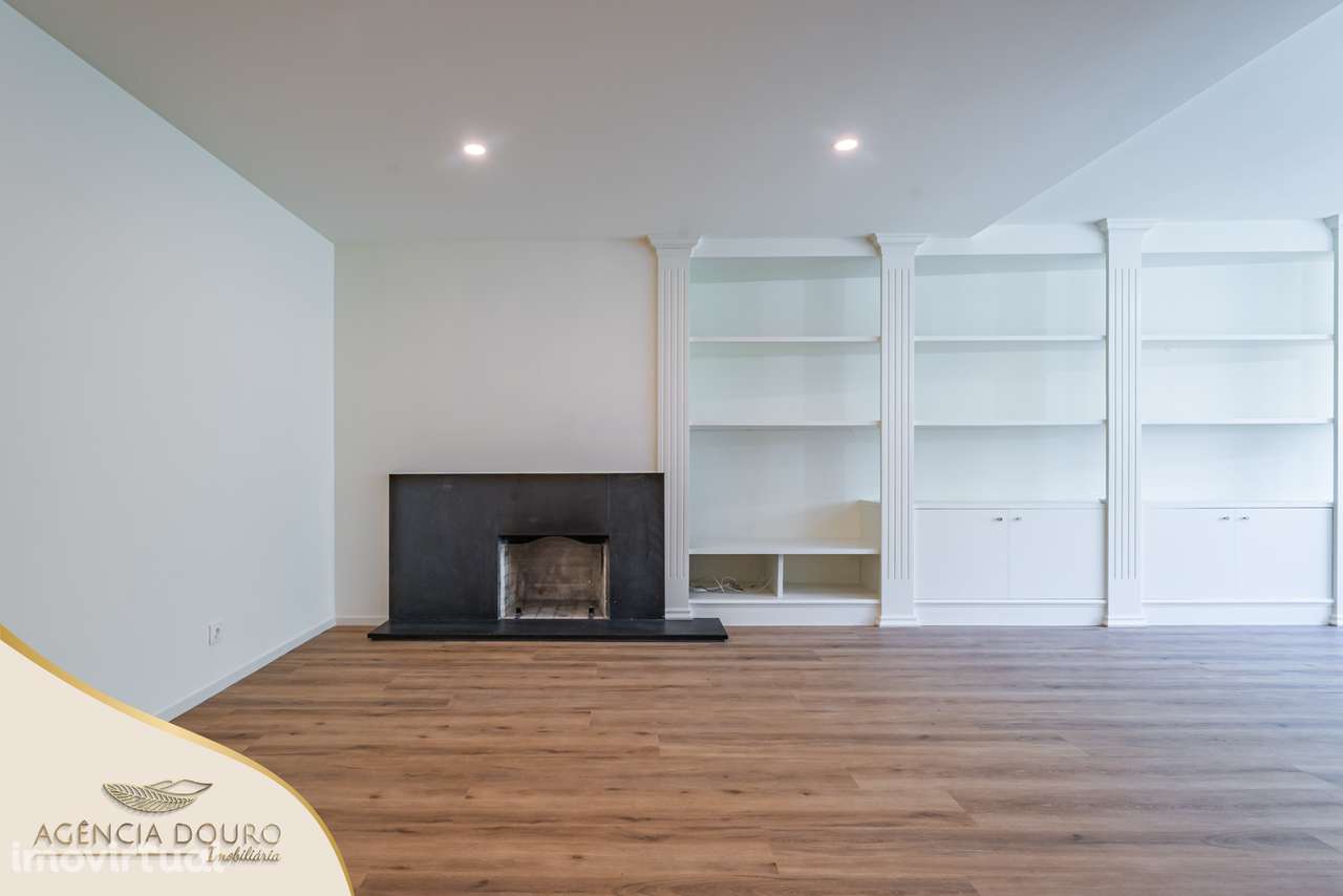 Apartamento T4 na Foz para arrendamento - Grande imagem: 3/27