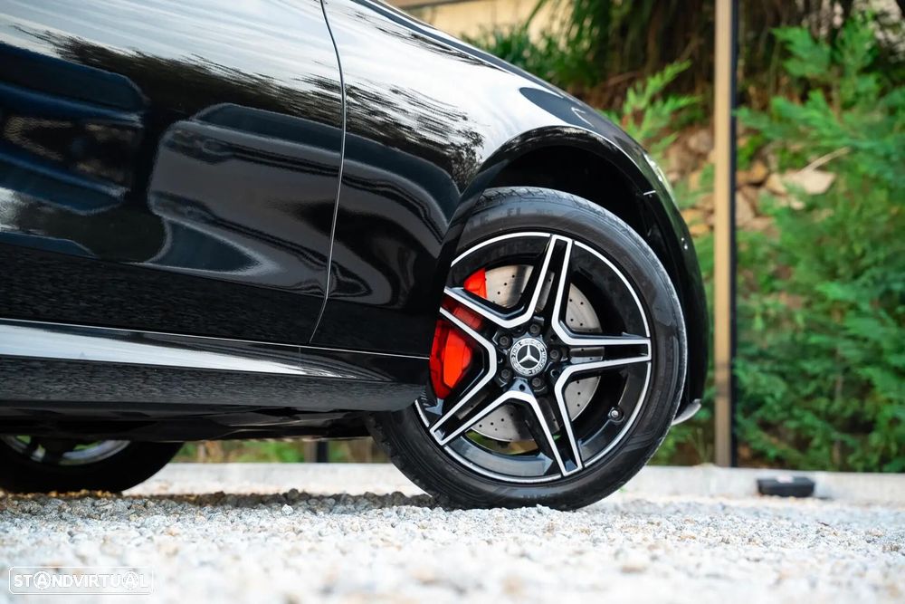 Mercedes-Benz E 300 de 4Matic 9G-TRONIC AMG Line - 18