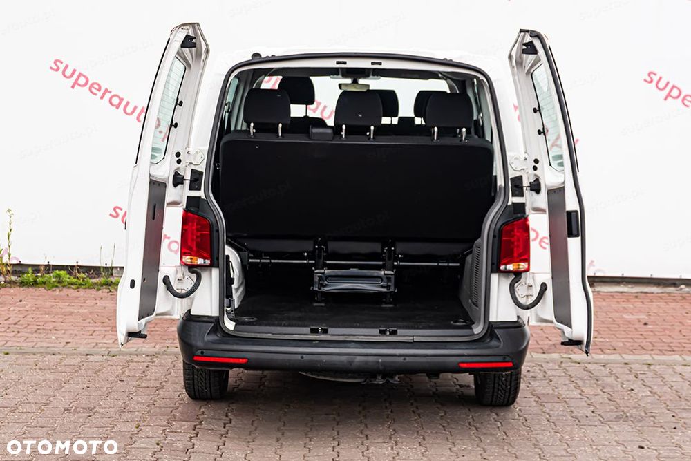 Volkswagen Transporter Kombi L2H1 - 9