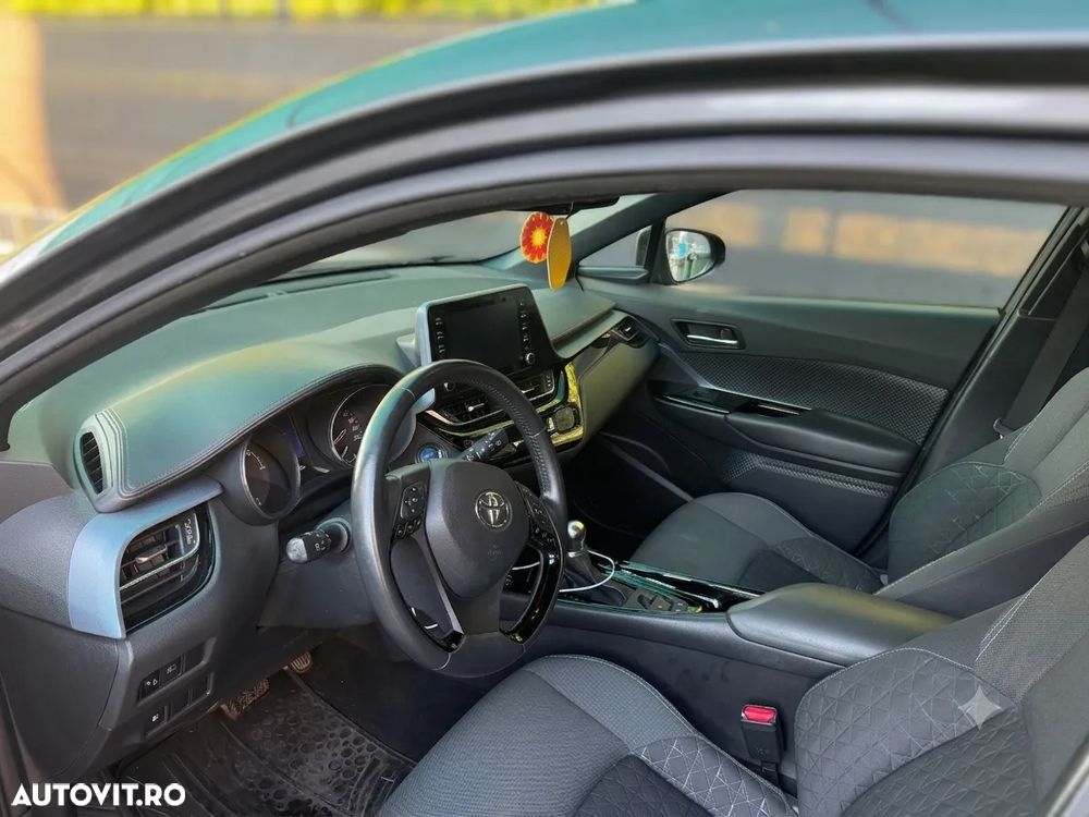 Toyota C-HR 1.8 HSD 122 CP 4x2 CVT Cult - 7