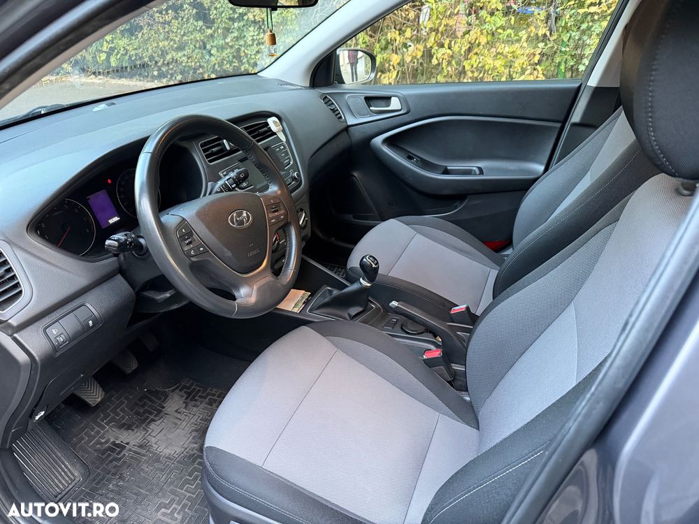 HYUNDAI i20 2020 — imagine 6