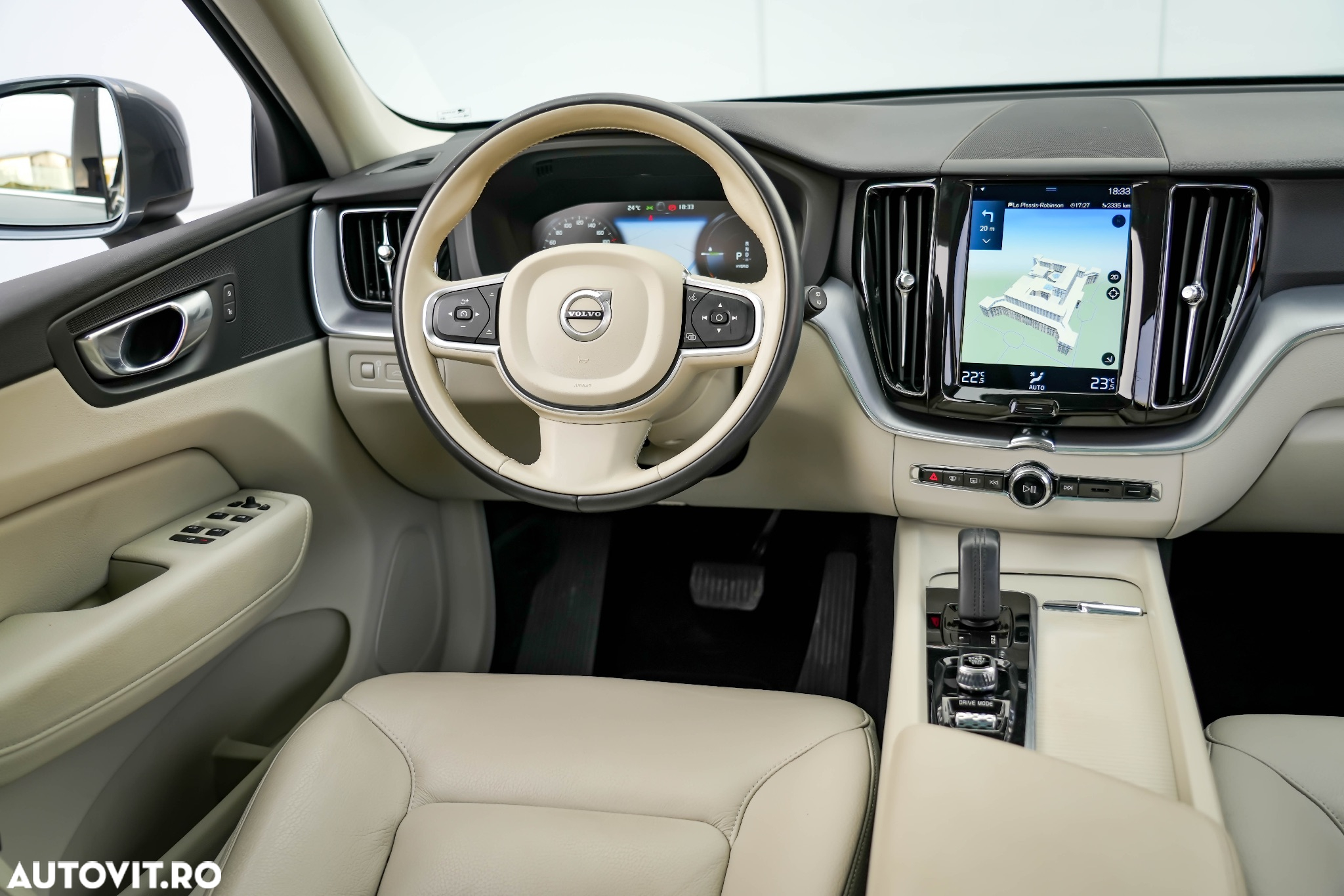 Volvo XC 60 T6 AWD Recharge Geartronic Inscription - 10