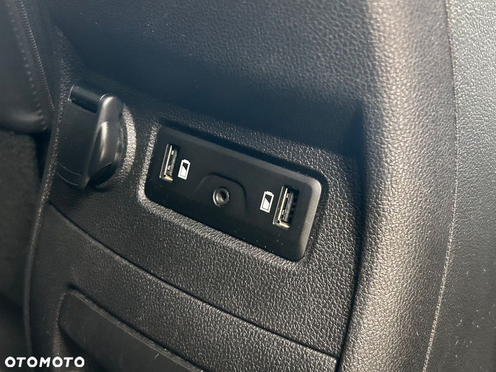 Renault Scenic ENERGY dCi 160 EDC INITIALE PARIS - 19