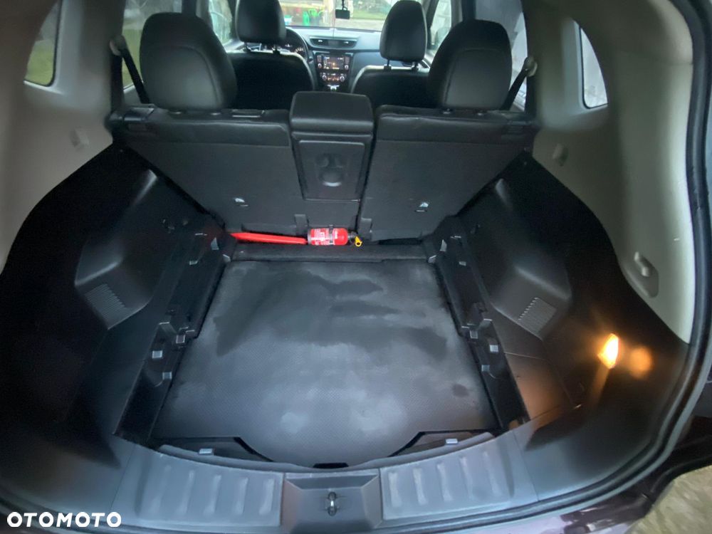 Nissan X-Trail 2.0 dCi Tekna 4WD 7os - 9