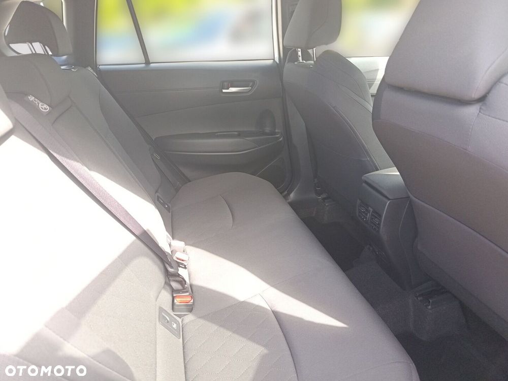 Toyota Corolla Cross - 11