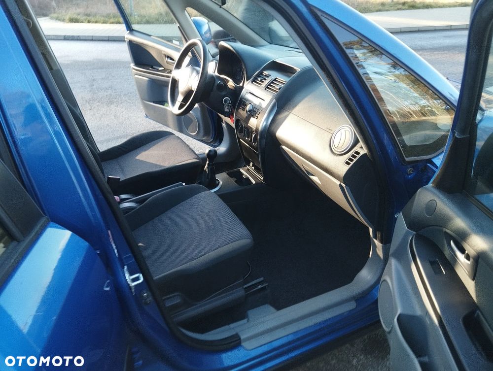 Suzuki SX4 1.6 VVT 4x2 Comfort - 8
