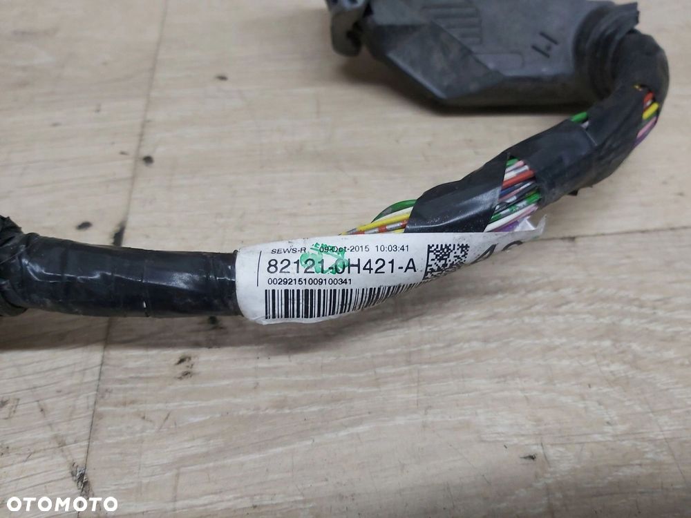 Toyota AYGO II wiązka instalacja silnika 1,0 82121-0H421 - 2