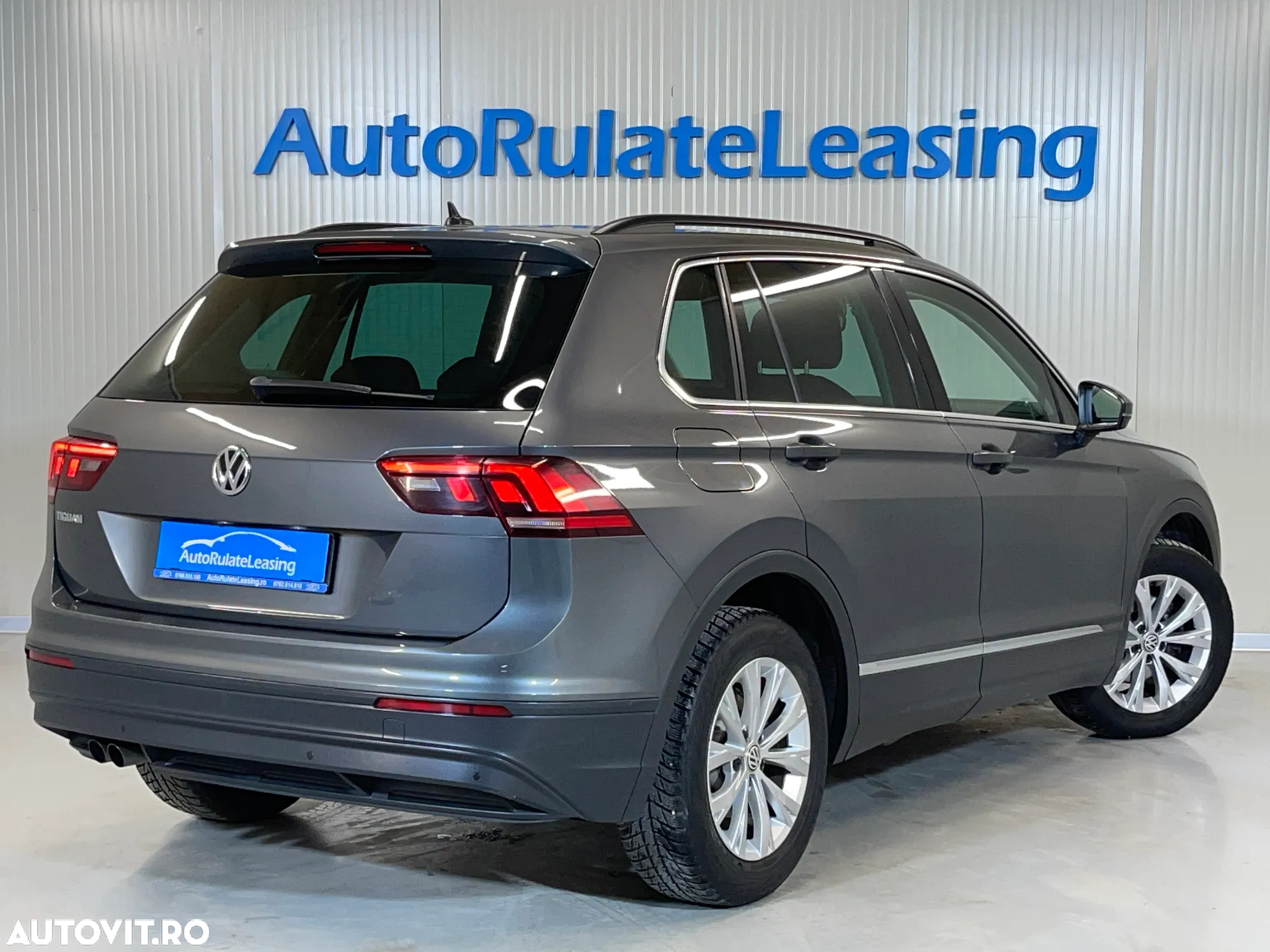 Volkswagen Tiguan 2.0 TDI DPF DSG Comfortline - 3