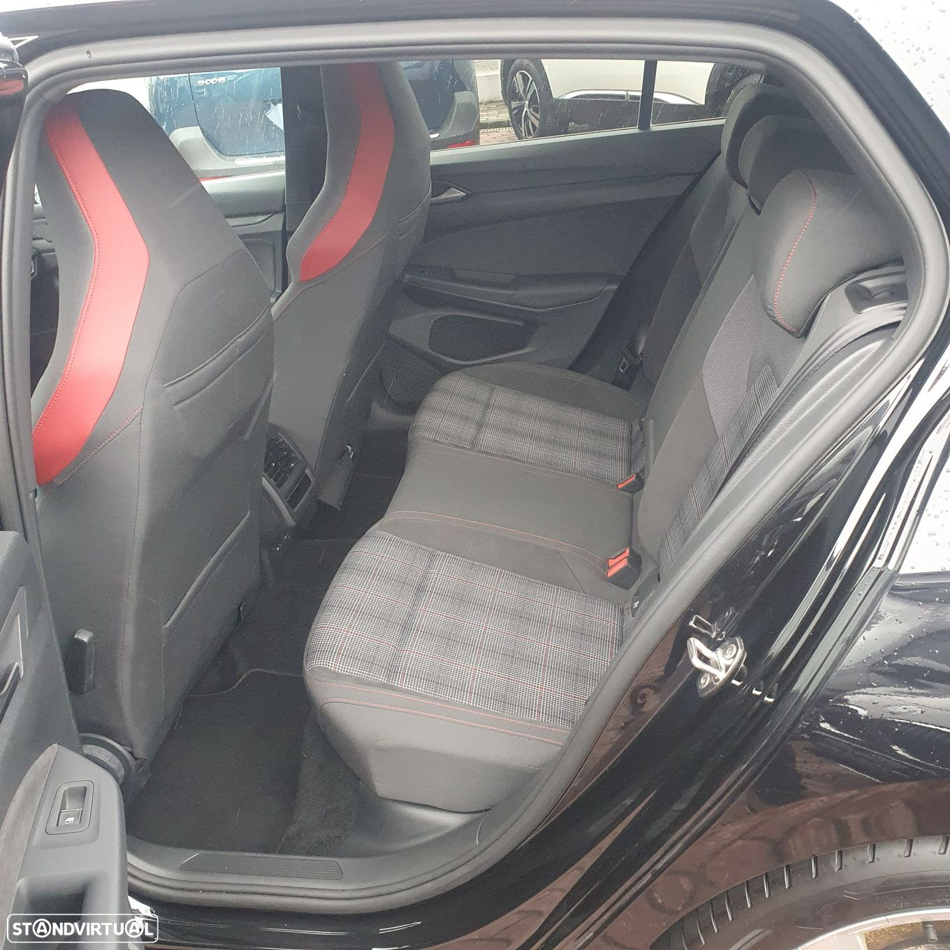 VW Golf 2.0 TSI GTI DSG - 13