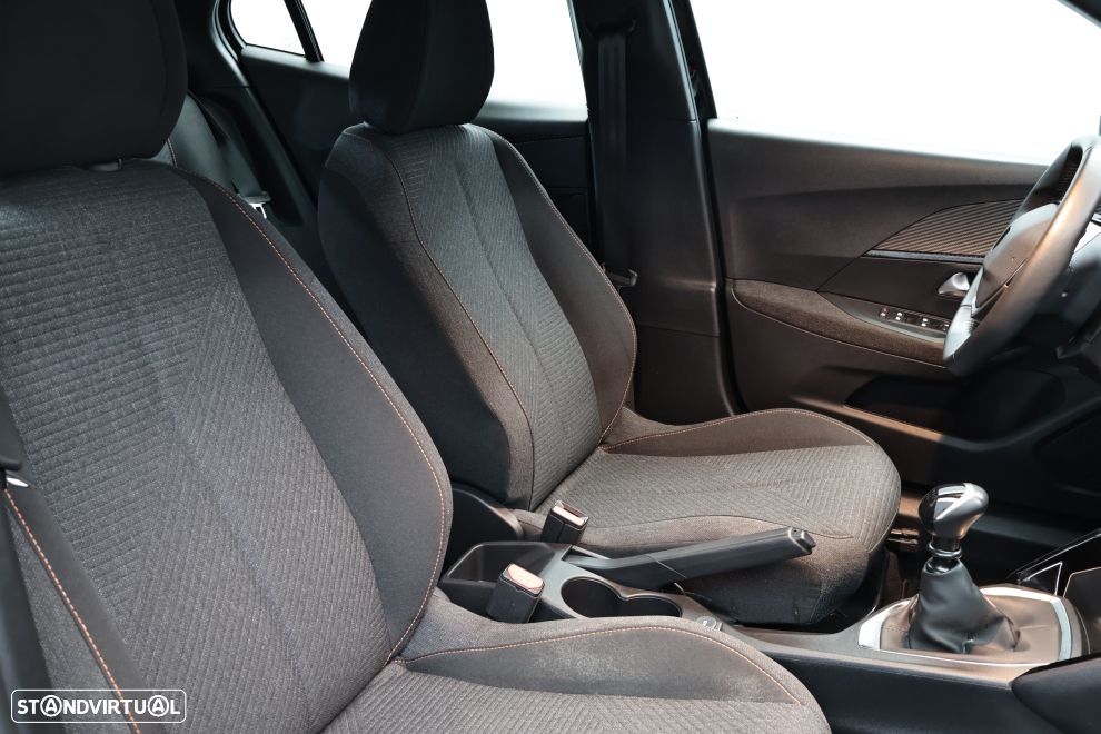 Peugeot 2008 1.2 PureTech Style - 19