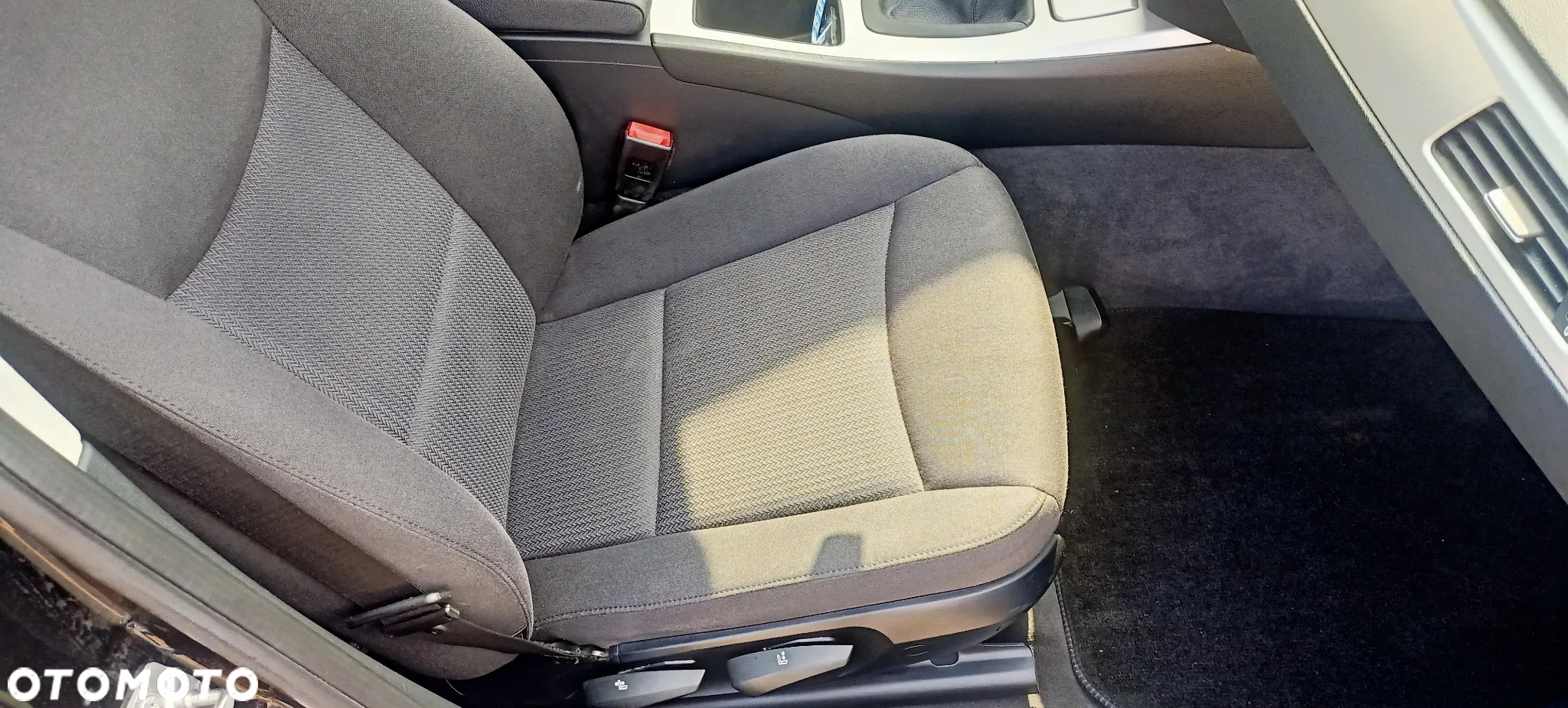 BMW Seria 3 318i Touring Edition Exclusive - 20