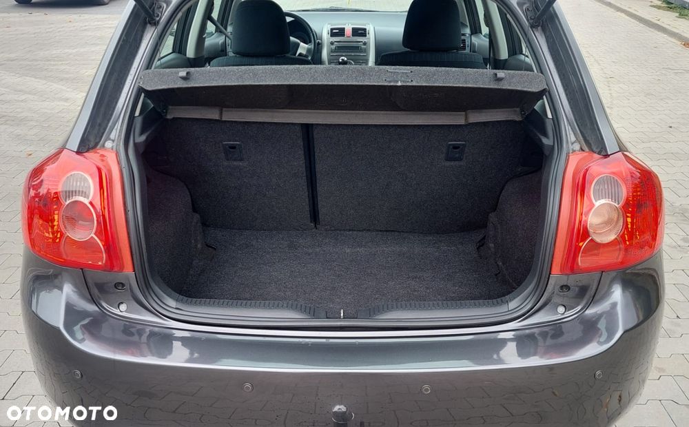 Toyota Auris 1.4 D-4D - 14