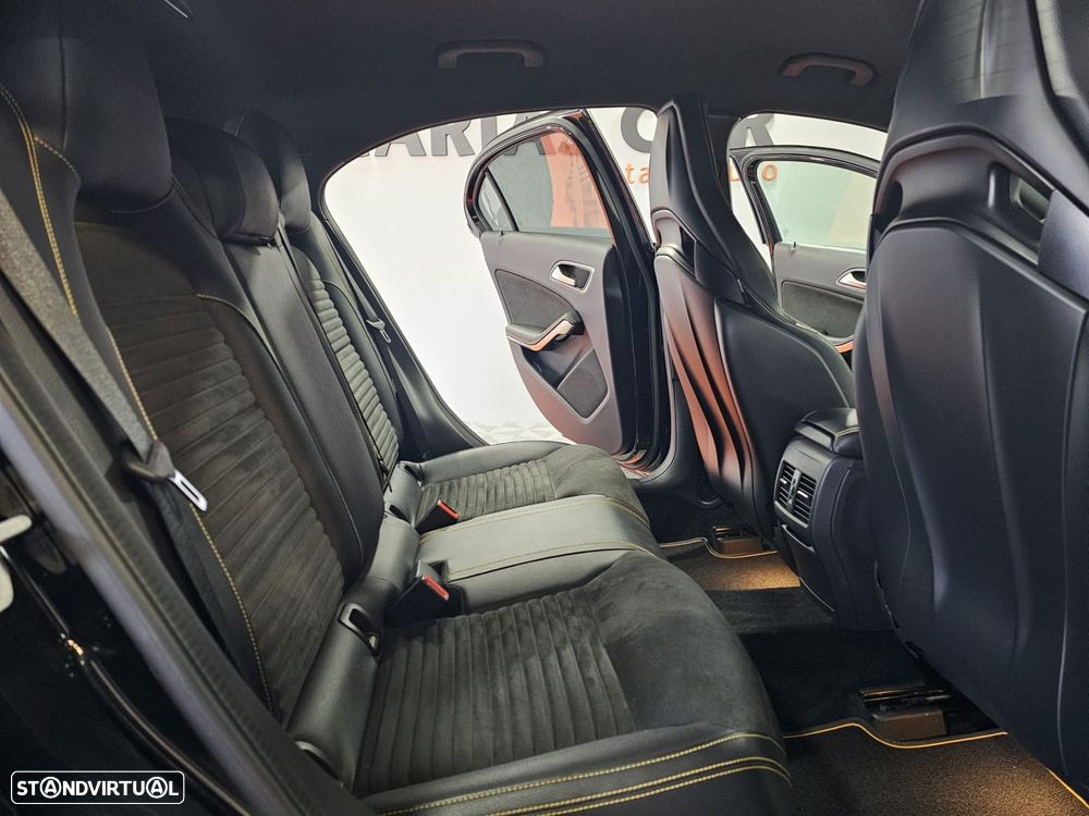 Mercedes-Benz A 45 AMG 4-Matic - 12