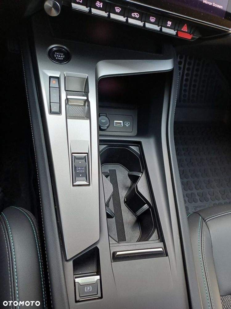 Peugeot 308 1.5 BlueHDi Allure Pack S&S EAT8 - 15