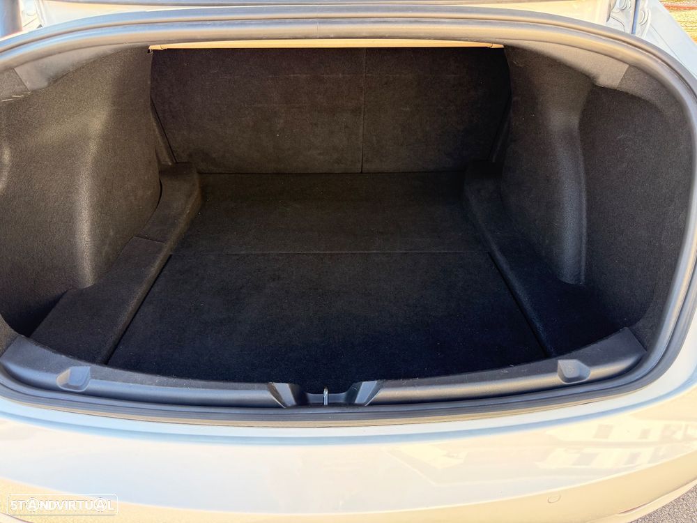 Tesla Model 3 Performance Dual Motor AWD - 19