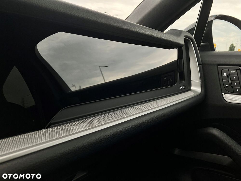 Porsche Cayenne - 33