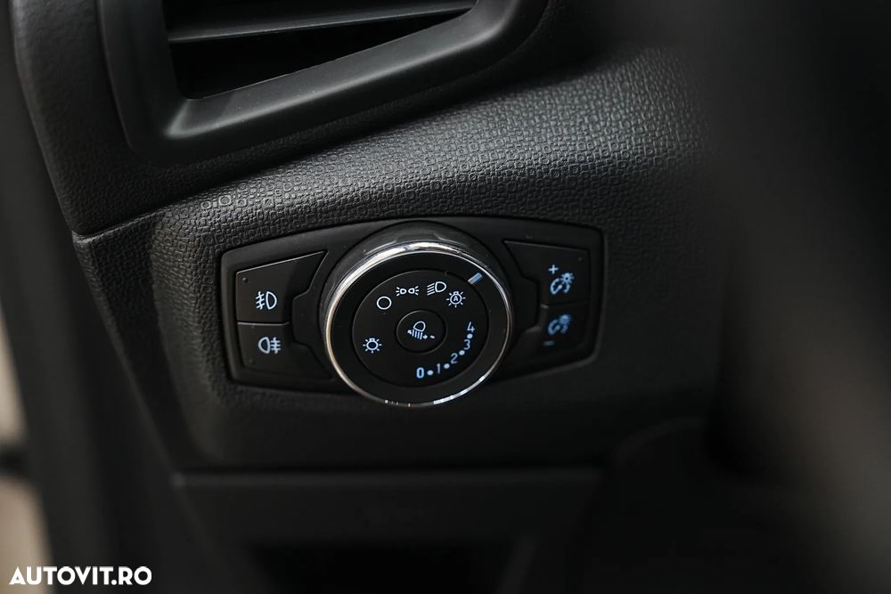 Ford EcoSport 1.0 EcoBoost Titanium - 17