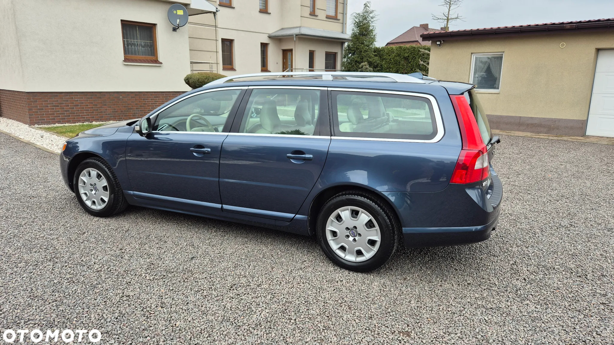 Volvo V70 T6 AWD Momentum - 3