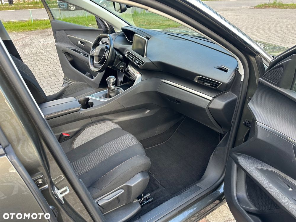 Peugeot 3008 BlueHDi 120 Stop & Start Style - 12