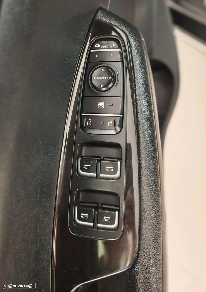 Kia Optima 1.7 CRDi TX - 17
