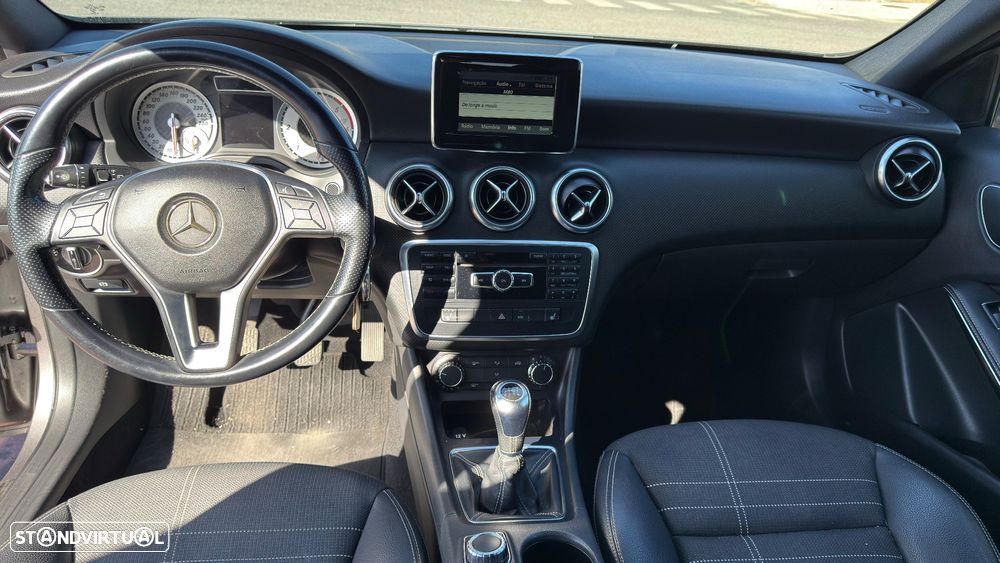 Mercedes-Benz A 180 CDI (BlueEFFICIENCY) Urban - 11