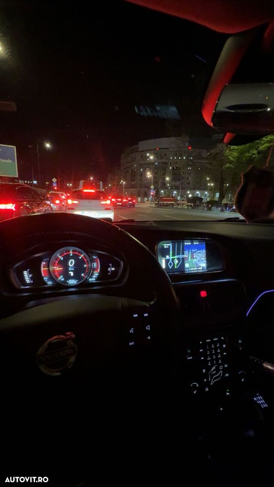 Volvo V40 D2 You - 22