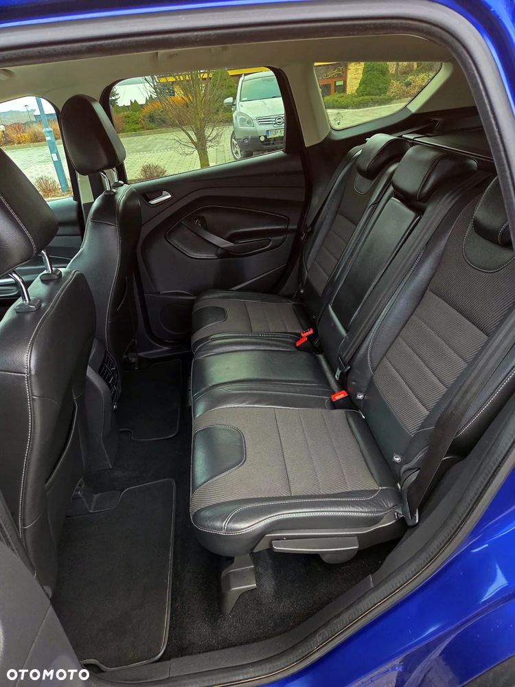 Ford Kuga 2.0 TDCi 2x4 Titanium - 15