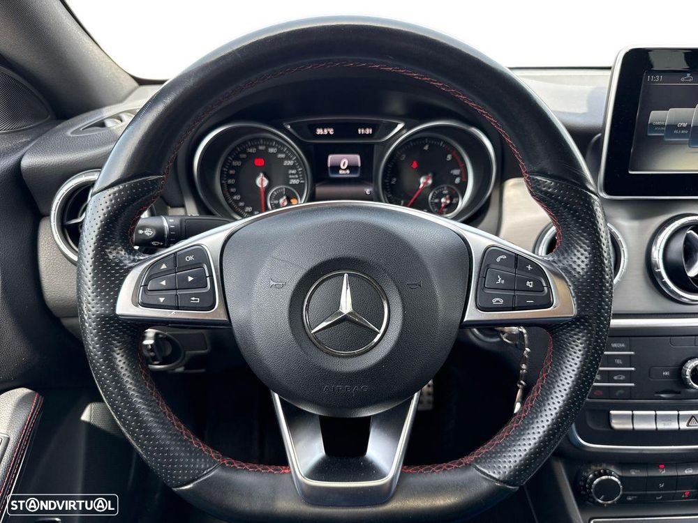 Mercedes-Benz CLA 200 d AMG Line - 14
