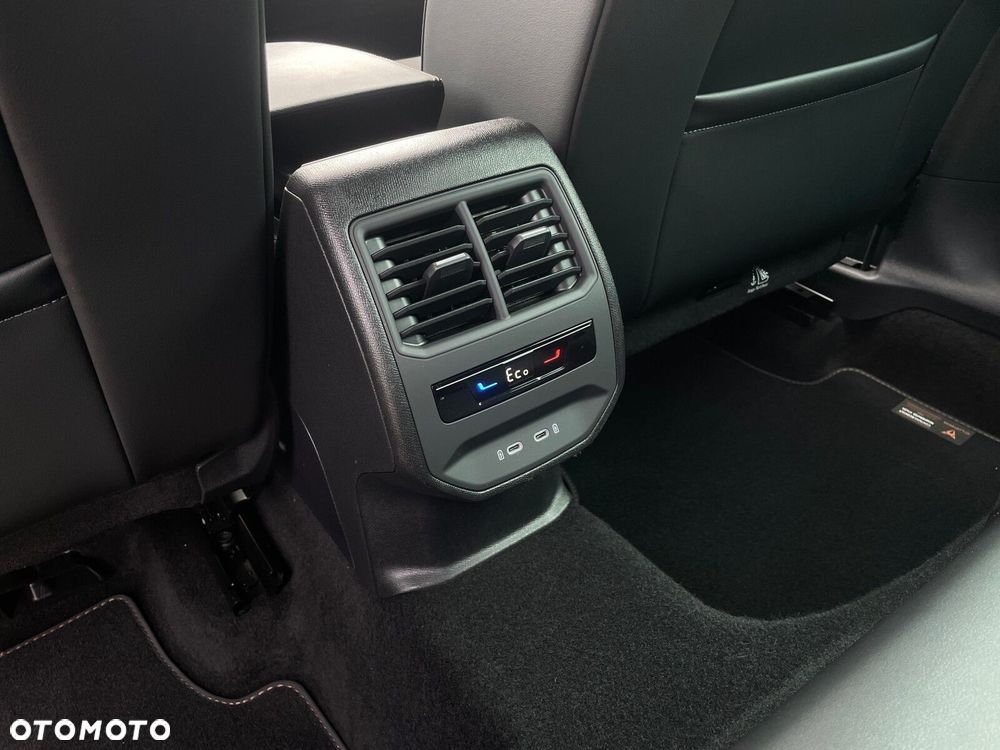 Cupra Formentor 1.4 e-Hybrid VZ DSG - 15