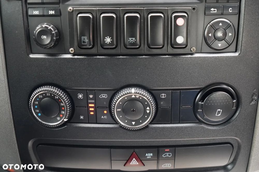 Mercedes-Benz SPRINTER 516 BLUETEC /  SPROWADZONY Z FRANCJI / - 25