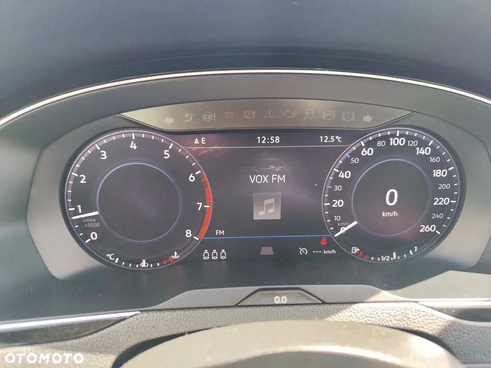 Volkswagen Passat 1.4 TSI BMT Comfortline - 25