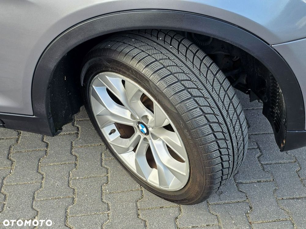 BMW X3 xDrive28i xLine - 33