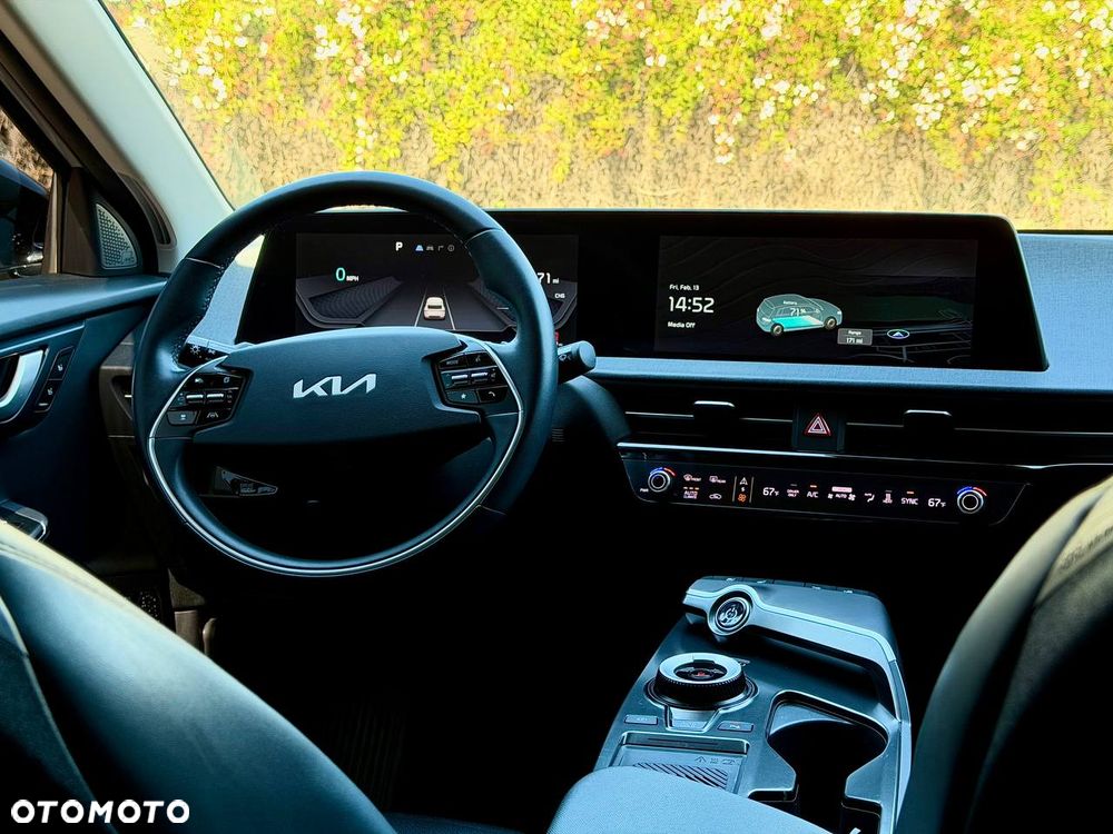 Kia EV6 77,4-kWh - 17