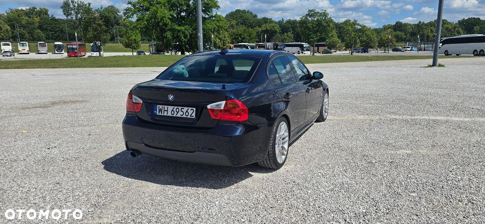 BMW Seria 3 320i - 4