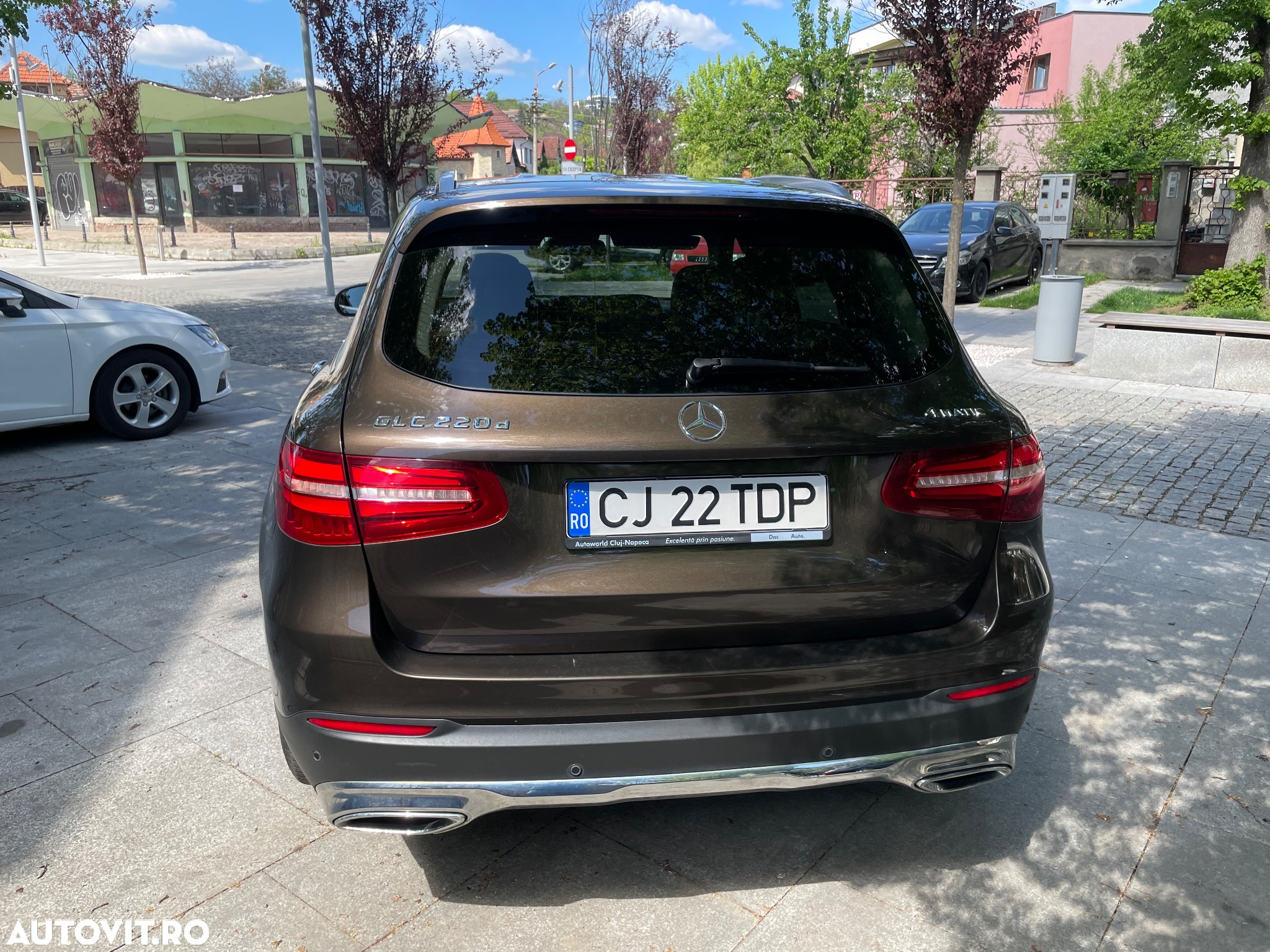 Mercedes-Benz GLC 220 d 4MATIC - 3
