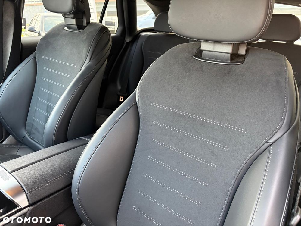 Mercedes-Benz GLC 200 mHEV 4-Matic AMG Line - 14