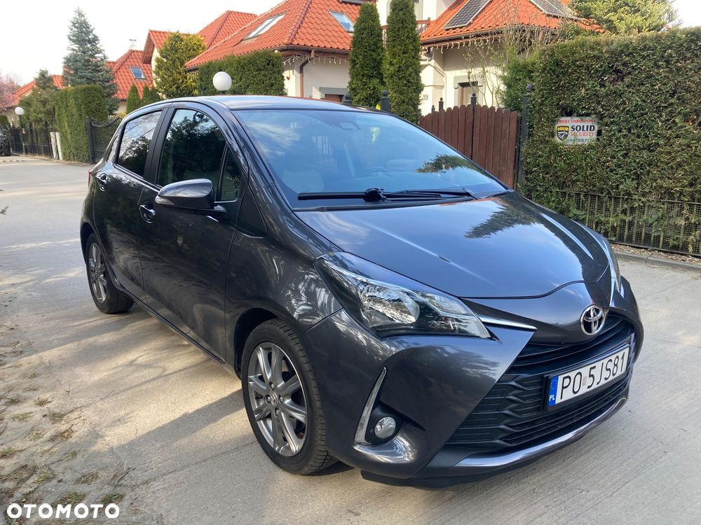 Toyota Yaris 1.5 Premium - 12
