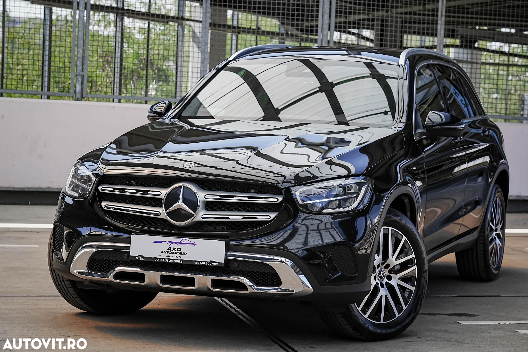 Mercedes-Benz GLC - 25
