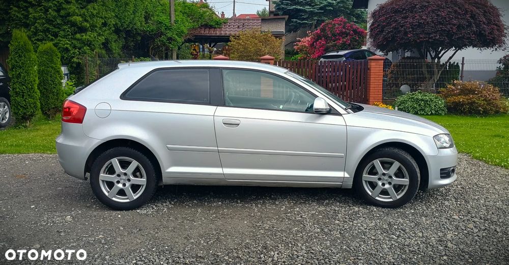 Audi A3 3-drzwiowe 1.6 S line Sportpaket (plus) - 15