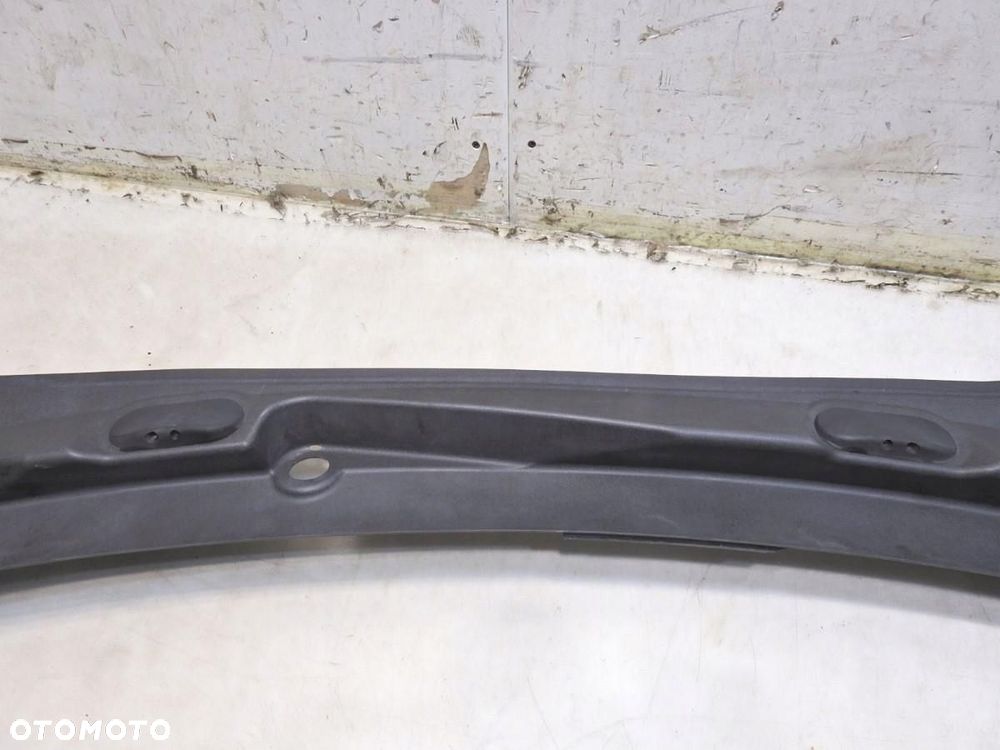 PODSZYBIE AUDI A3 8P 8P1819415C - 6