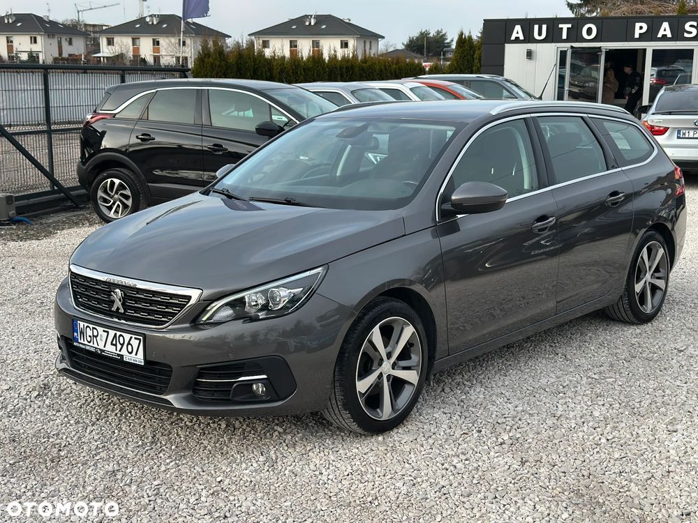 Peugeot 308 1.5 BlueHDi Business Line S&S - 1