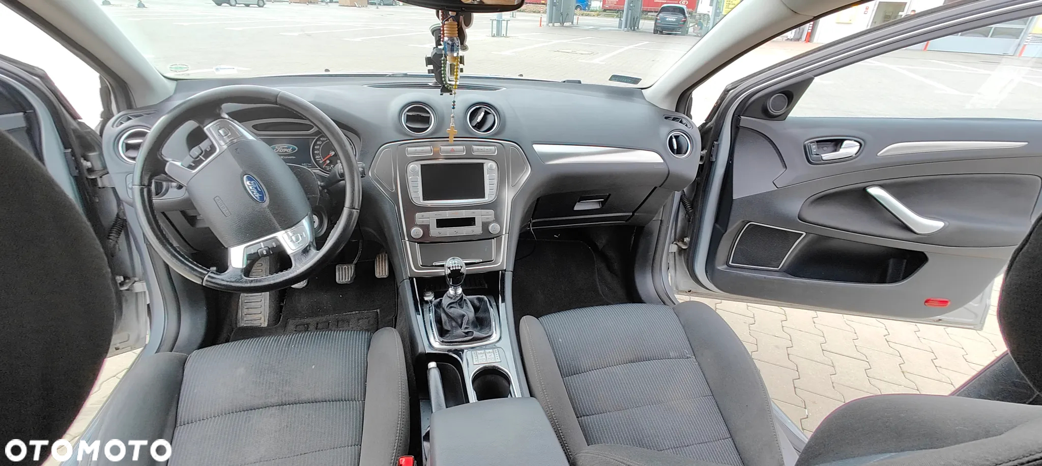 Ford Mondeo 2.5 Titanium - 14