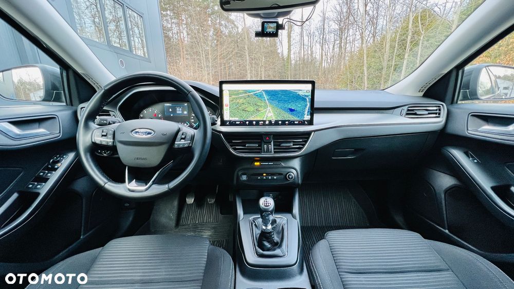 Ford Focus 1.0 EcoBoost Trend Edition - 11