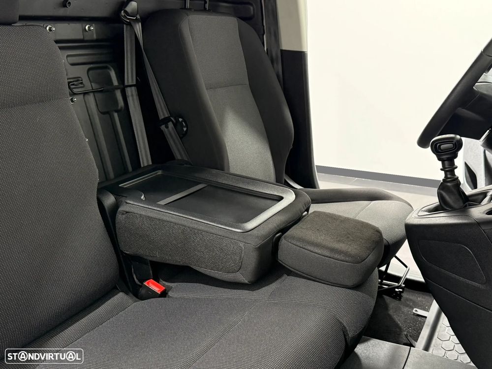 Peugeot PARTNER 1.5 BLUEHDI 75 CV - 3 LUGARES - IVA DEDUTIVEL - 34