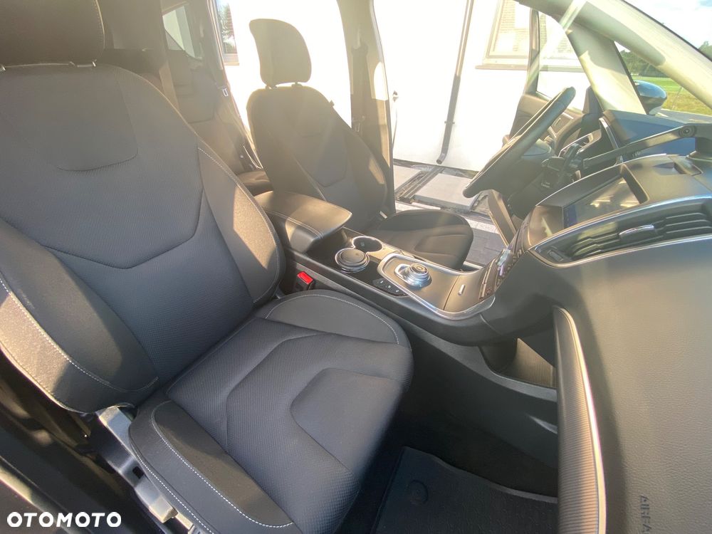 Ford S-Max 2.0 EcoBlue Titanium - 12