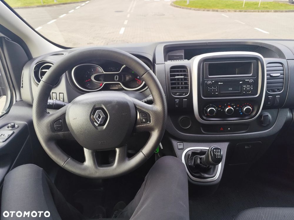 Renault Trafic - 20