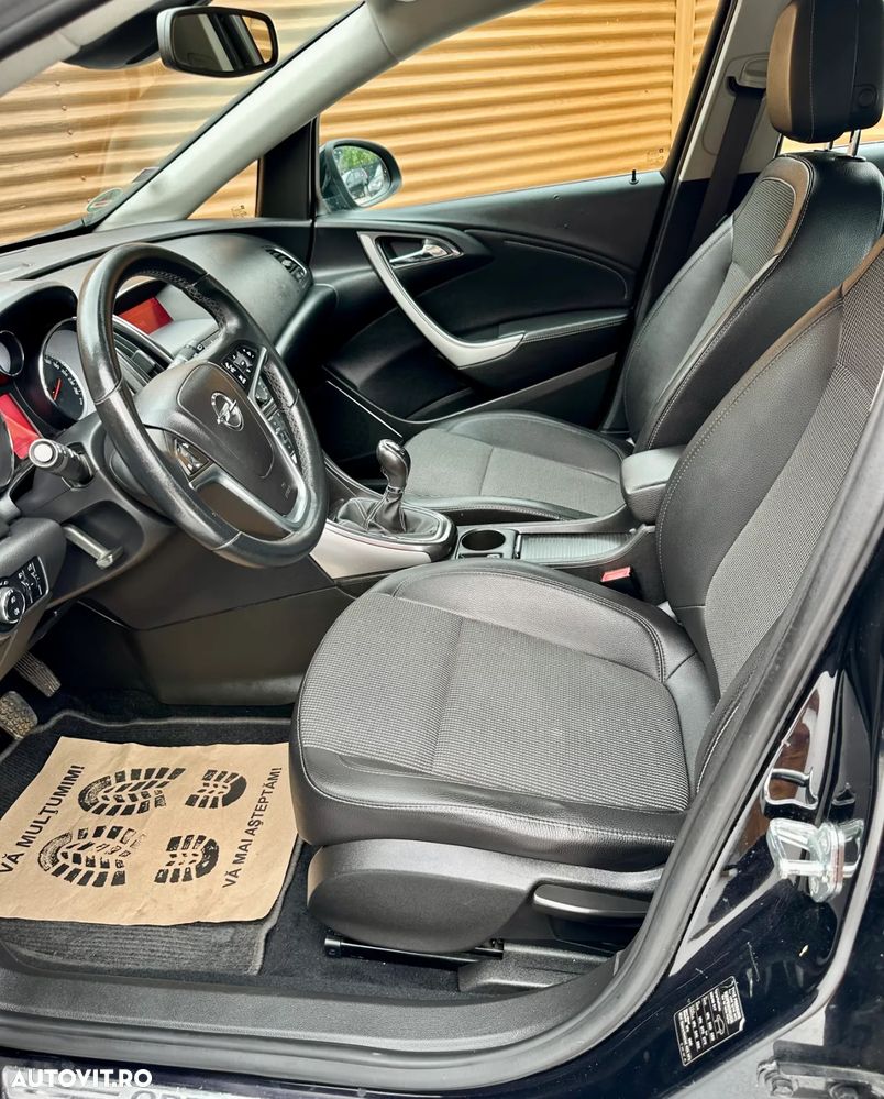 Opel Astra 1.7 CDTI DPF Active - 11